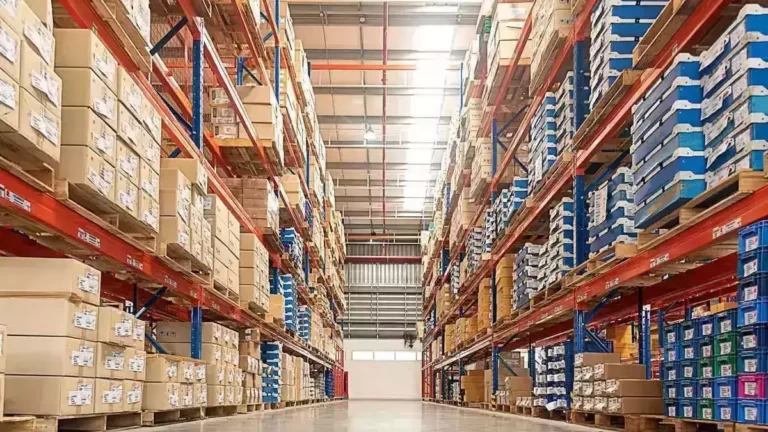 Diferença entre gestão de stock e armazenagem