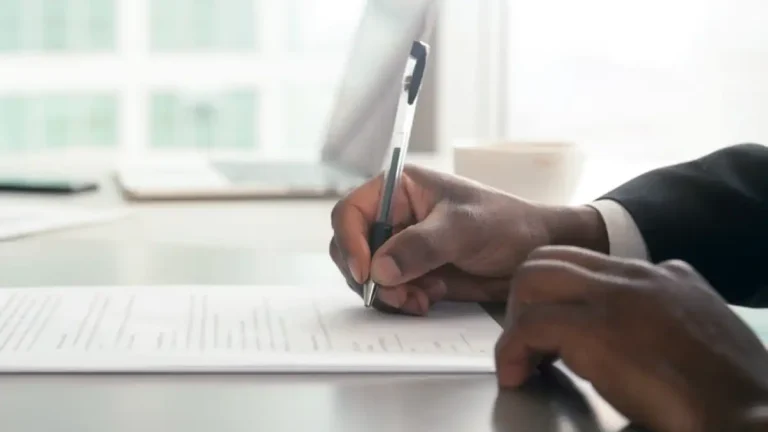 Minuta de Carta de Rescisão de Contrato a Termo Certo