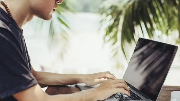 Nómada Digital vs. Expatriado Independente: Qual a diferença?